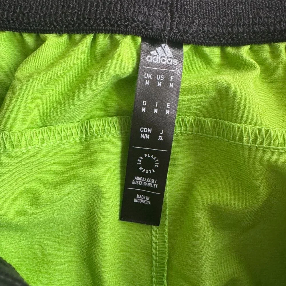 Adidas Axis Woven Men's Training Shorts - size Medium